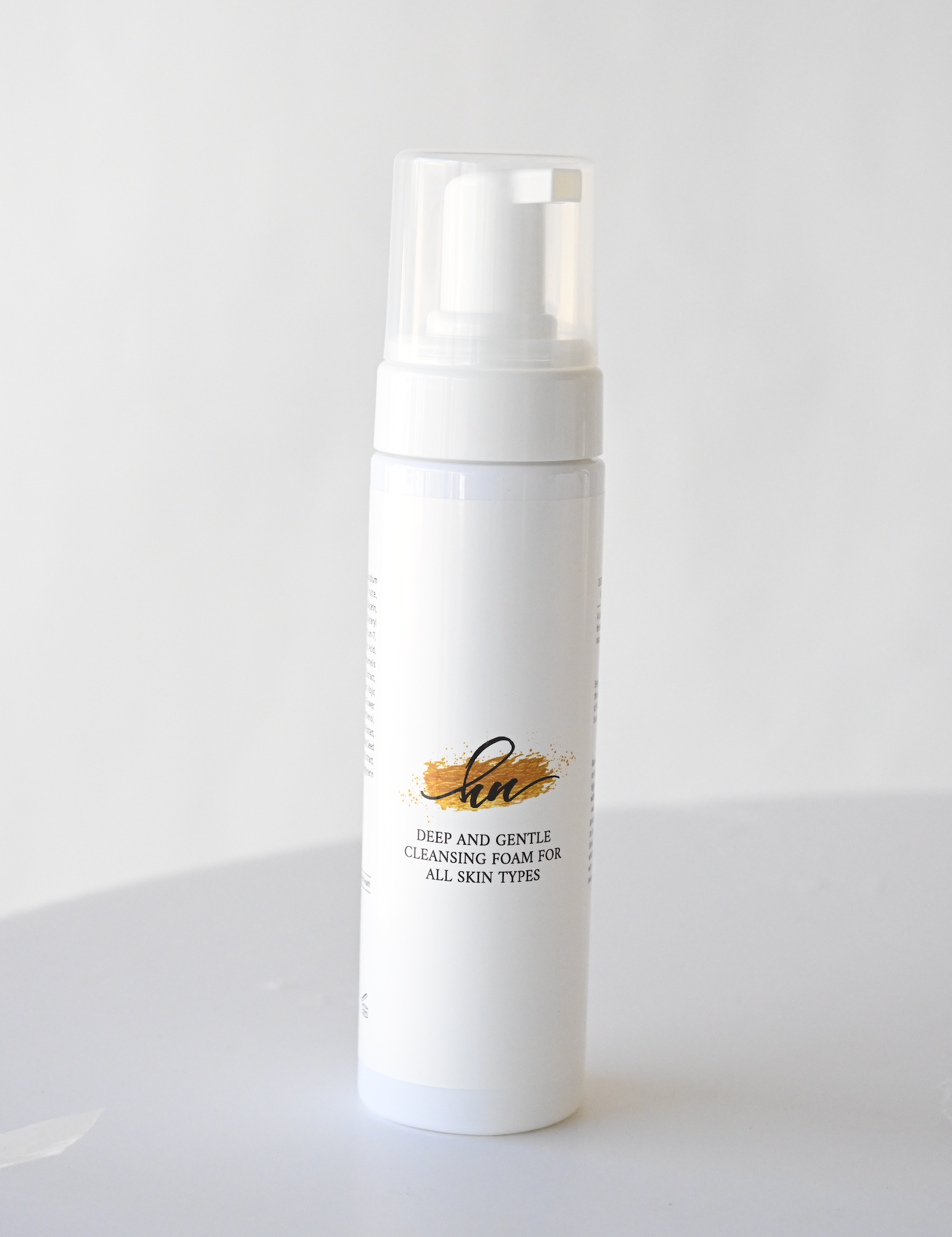 DEEP AND GENTLE CLEANSING FOAM FOR ALL SKIN TYPES - ph6